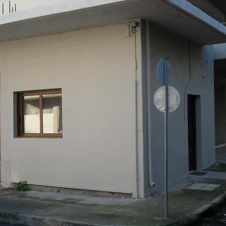 Kalamata Home, Marina A Extérieur photo