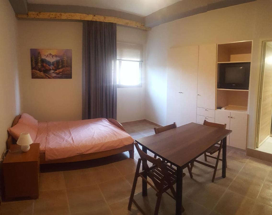 Kalamata Home, Marina A Extérieur photo